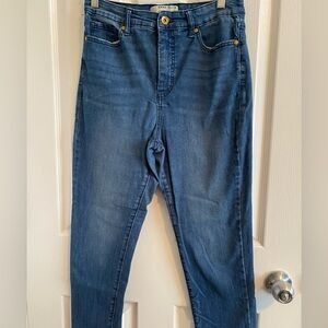 Anne Klein High Rise, Slim Ankle size 6